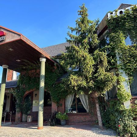 Hotel Kresowianka Konin  Eksteriør bilde